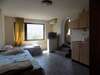 hotel_img